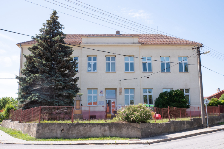 Pozadí